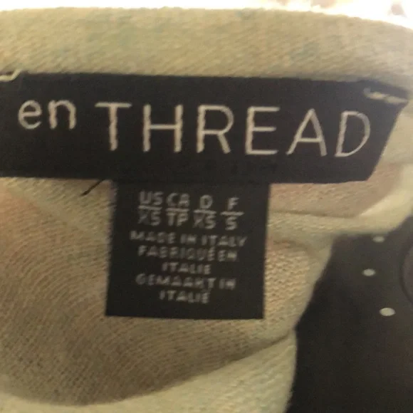 EnThread Linen blend Top - Picture 6 of 6